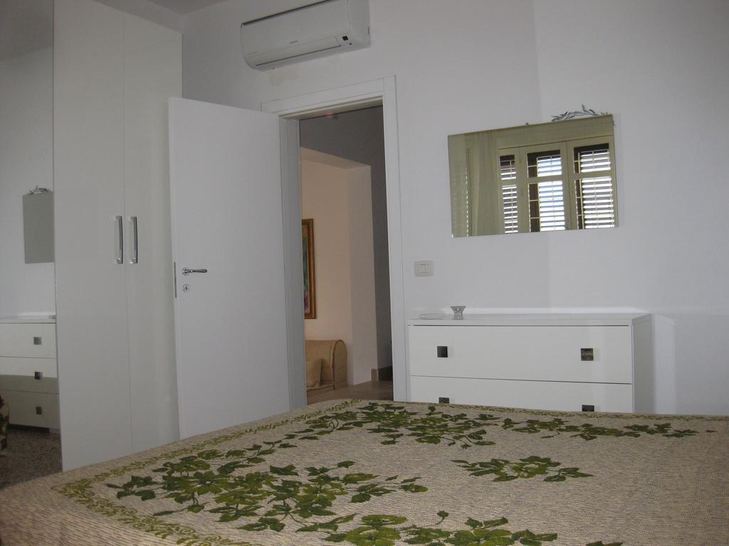 Casa Vacanze Le Rose Marina di Ragusa Δωμάτιο φωτογραφία