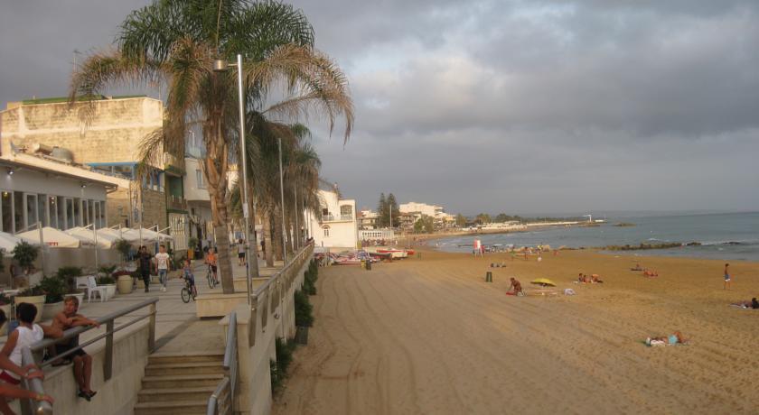 Casa Vacanze Le Rose Marina di Ragusa Δωμάτιο φωτογραφία