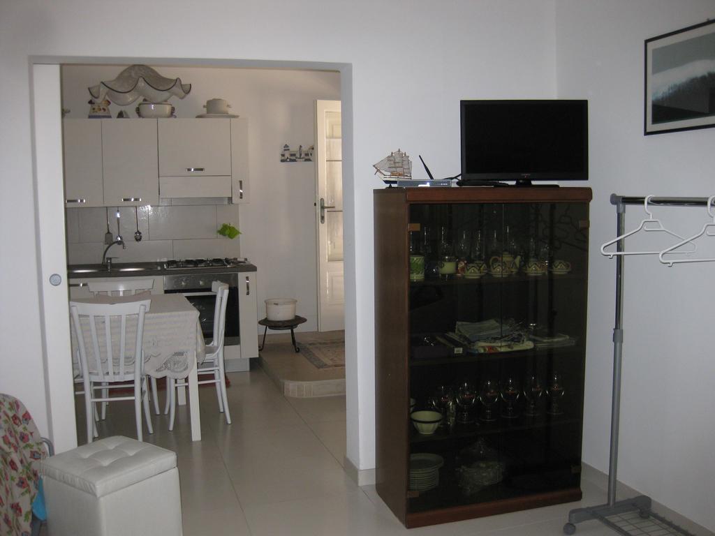 Casa Vacanze Le Rose Marina di Ragusa Δωμάτιο φωτογραφία