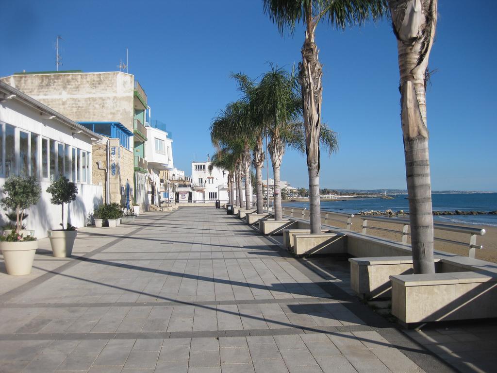 Casa Vacanze Le Rose Marina di Ragusa Δωμάτιο φωτογραφία