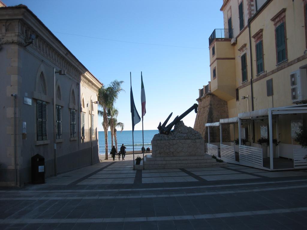 Casa Vacanze Le Rose Marina di Ragusa Δωμάτιο φωτογραφία